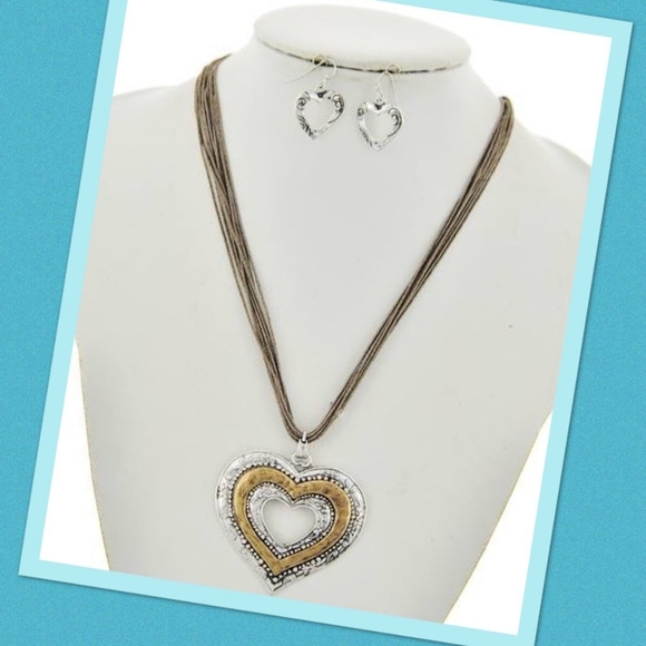 Two Tone Heart Necklace Set - Picture 4 of 6